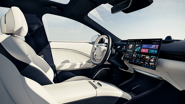 Zeekr 007 AWD Performance interior view