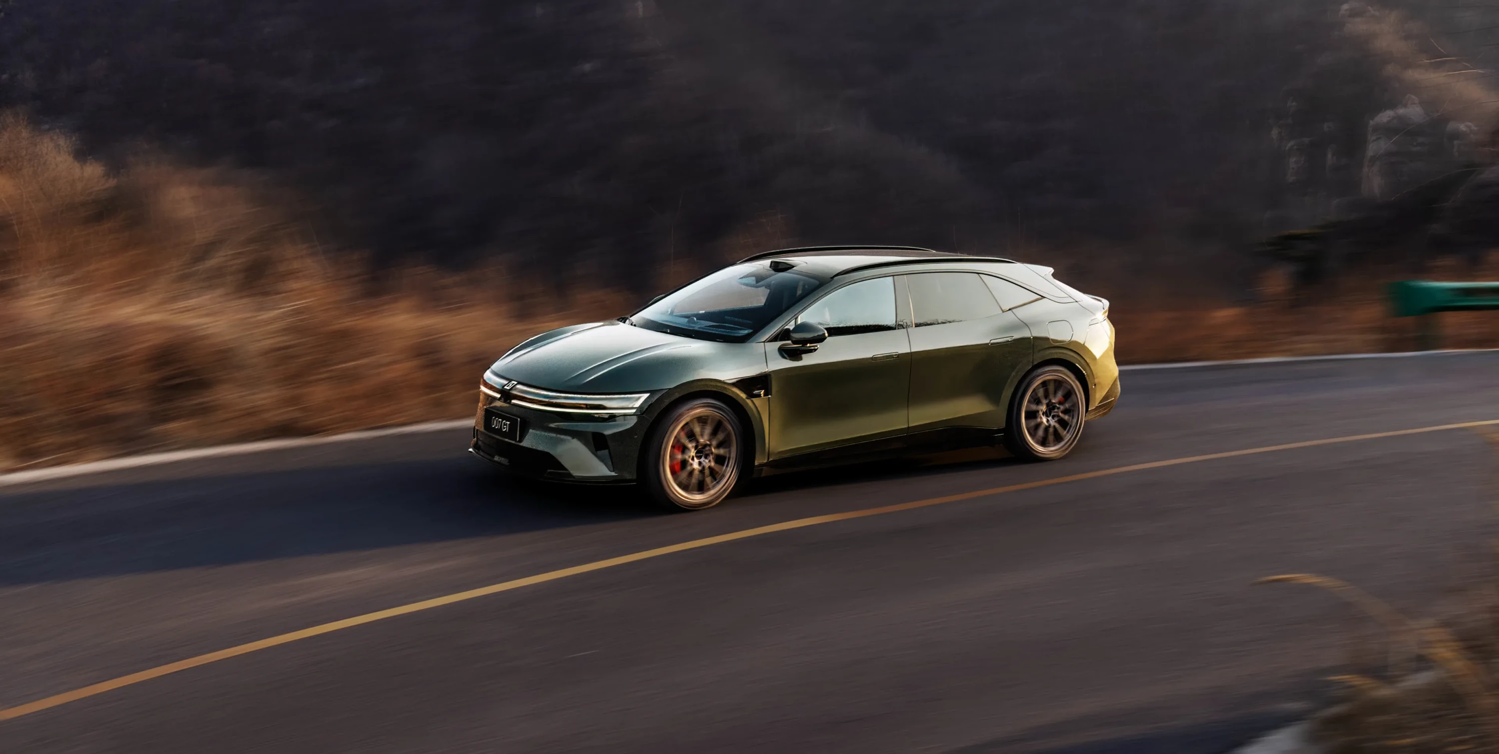 Zeekr 007GT 75 kWh RWD Max exterior view