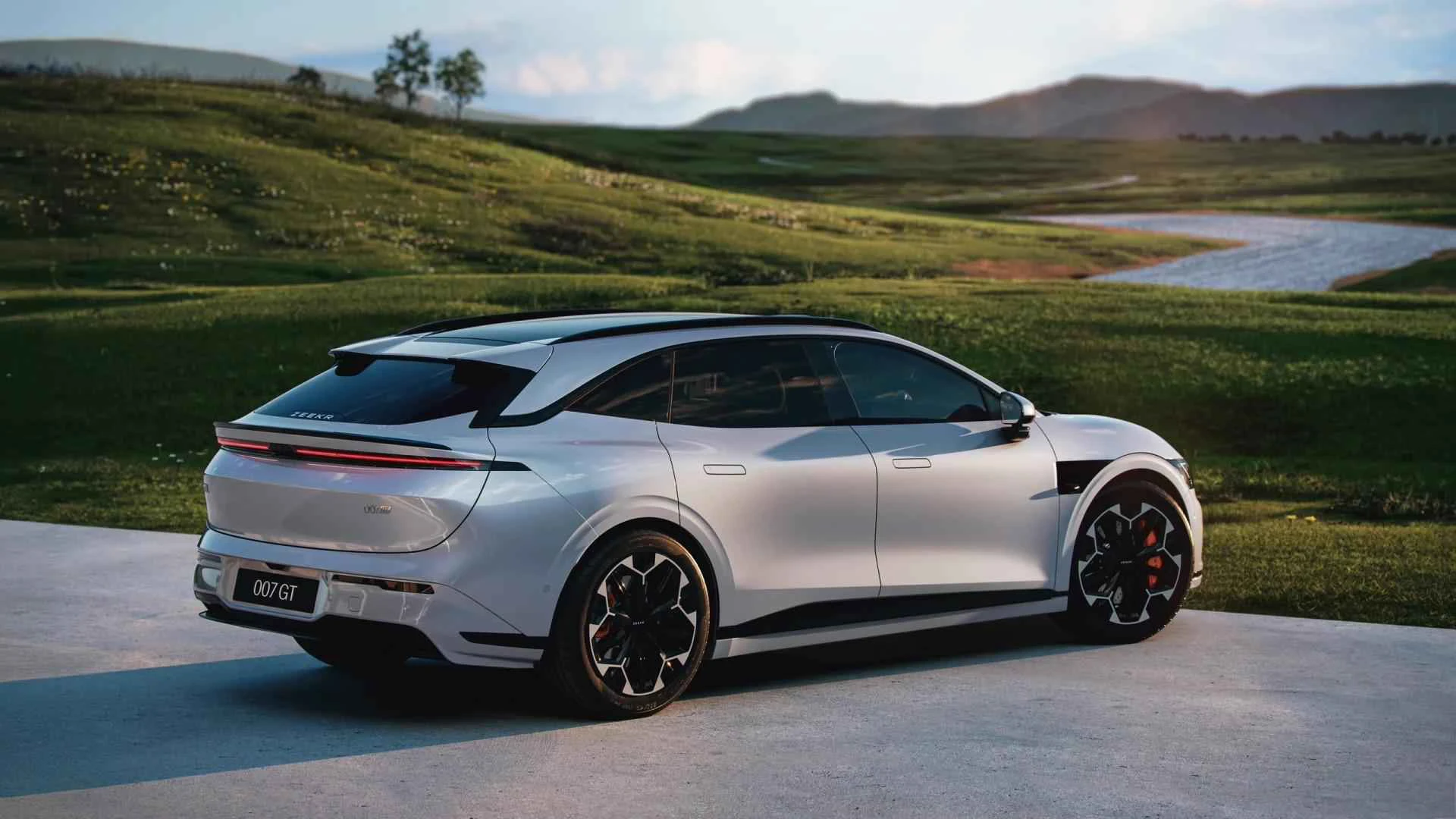 Zeekr 007GT Long Range RWD exterior view