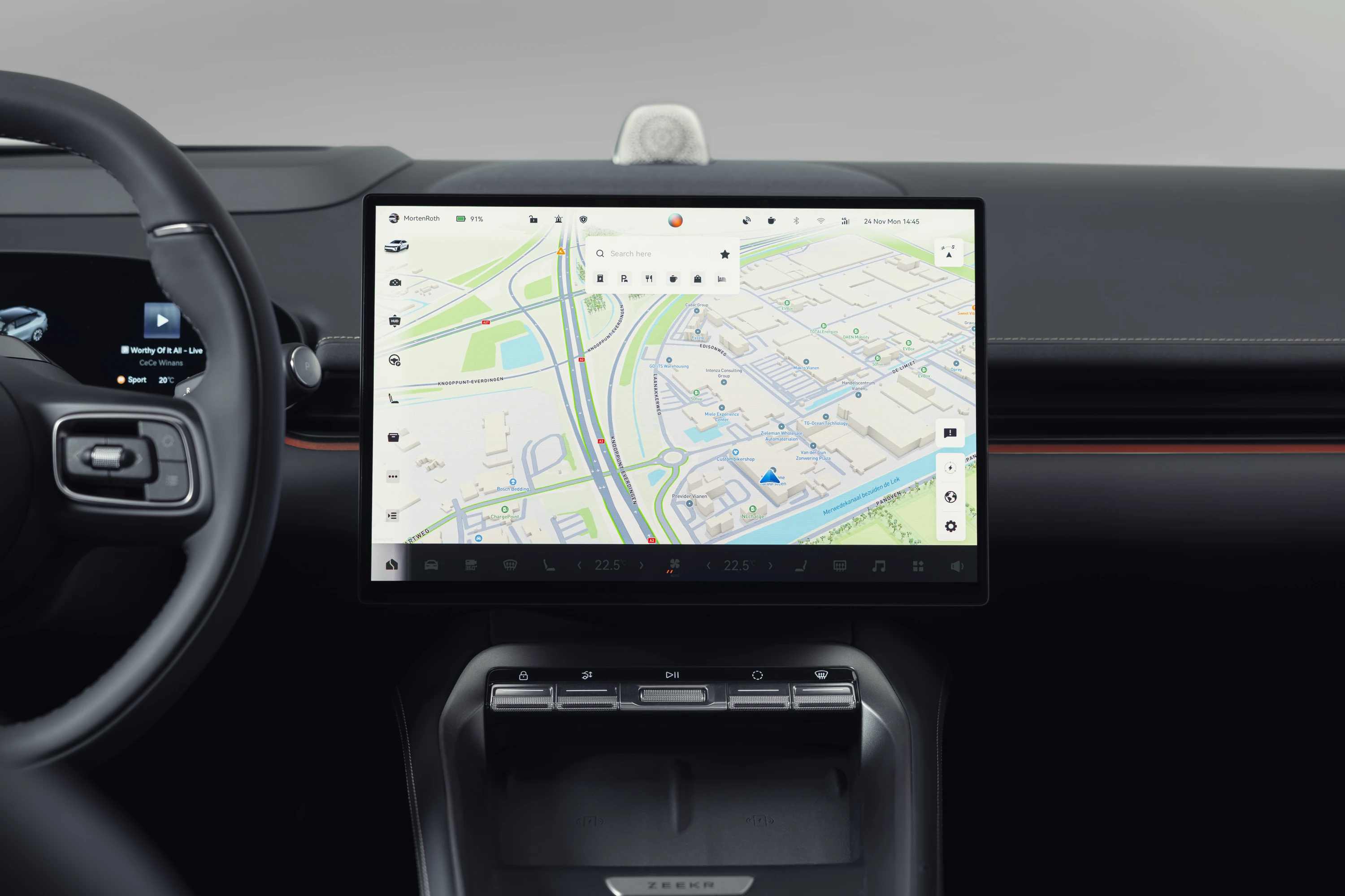 Zeekr 7GT Long Range RWD screens view