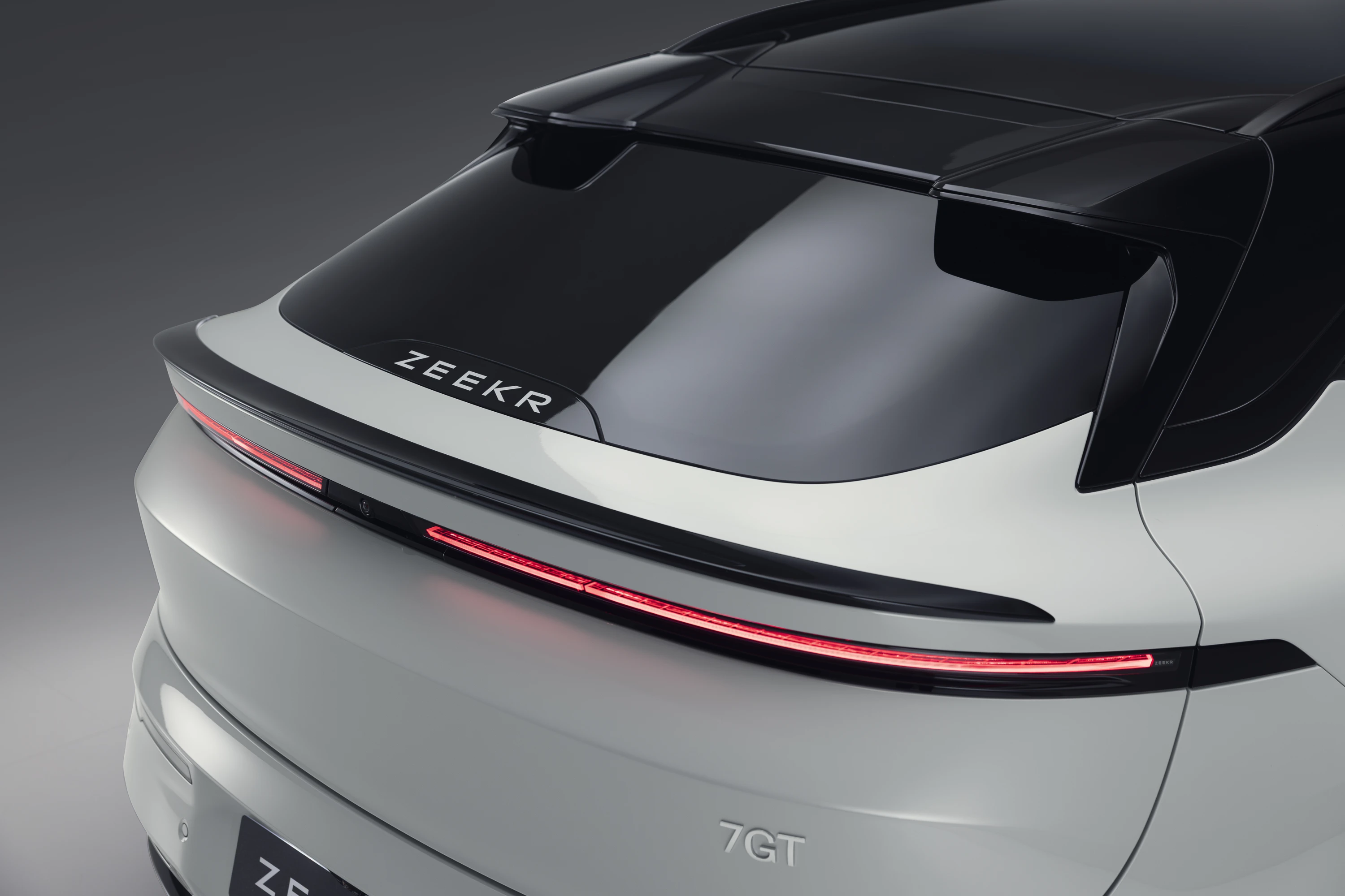 Zeekr 7GT Privilege AWD taillights view