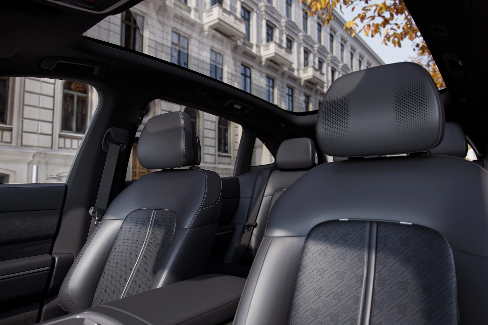 Zeekr 7X Long Range AWD frontseats view