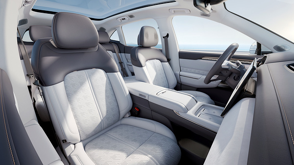 Zeekr 7X Long Range RWD frontseats view