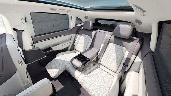 Zeekr 7X Standard Range RWD secondrowseats view