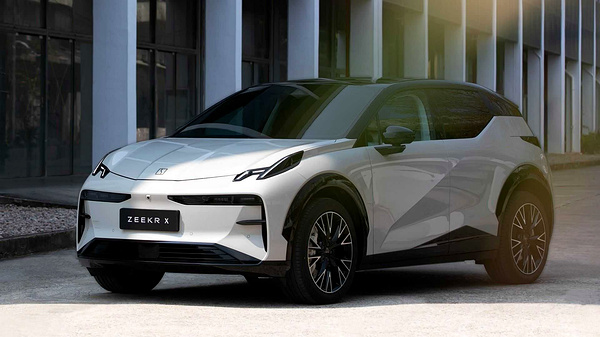 Zeekr X Privilege AWD exterior view